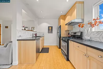 2327 10th Street #4, Berkeley, CA 94710 - Photo 10