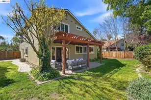 1074 Harvest Cir, Pleasanton, CA 94566 - Photo 46