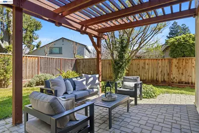 1074 Harvest Cir, Pleasanton, CA 94566 - Photo 46