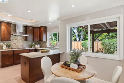 1074 Harvest Cir, Pleasanton, CA 94566 - Photo 22