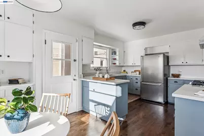 3386 Herrier St, Oakland, CA 94602 - Photo 22