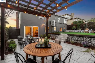 3386 Herrier St, Oakland, CA 94602 - Photo 48