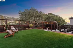 3386 Herrier St, Oakland, CA 94602 - Photo 46