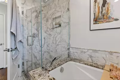 261 Silverado Ct, Oakland, CA 94605 - Photo 44