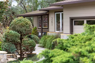 261 Silverado Ct, Oakland, CA 94605 - Photo 2