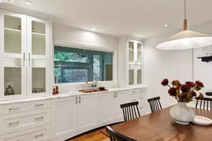 261 Silverado Ct, Oakland, CA 94605 - Photo 12