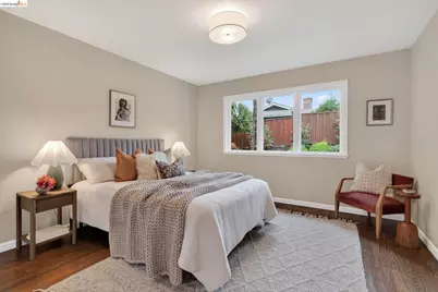 261 Silverado Ct, Oakland, CA 94605 - Photo 40