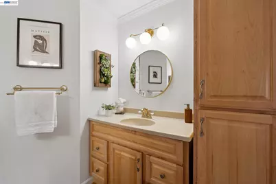 1475 Saint James Parkway, Concord, CA 94521 - Photo 22