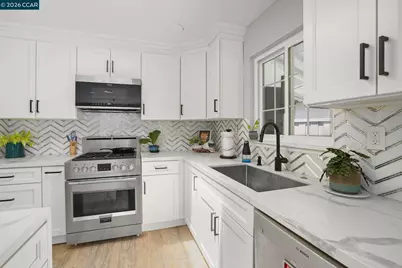 69 Fordham Ct, Pleasant Hill, CA 94523 - Photo 6