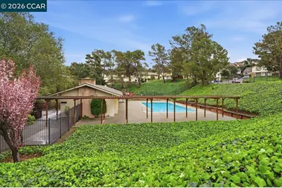 1824 Tesoro Ct, Pinole, CA 94564 - Photo 4