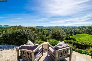 33 Deer Trail, Lafayette, CA 94549 - Photo 4