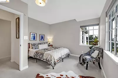 6344 Snake Rd, Oakland, CA 94611 - Photo 18