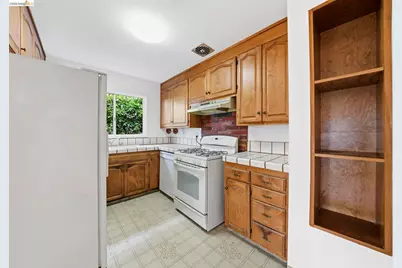 2135 173rd Avenue, Castro Valley, CA 94546 - Photo 12