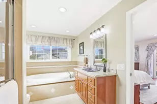 35234 Cornish Dr, Fremont, CA 94536 - Photo 24