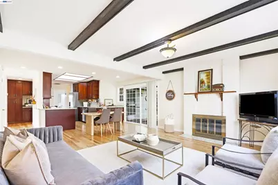 35234 Cornish Dr, Fremont, CA 94536 - Photo 12