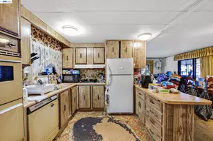 389 Tropicana Way, Union City, CA 94587 - Photo 10