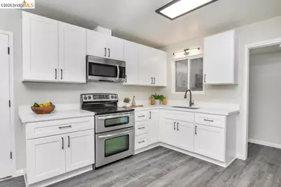 2734 Balboa Dr, Tracy, CA 95376 - Photo 8