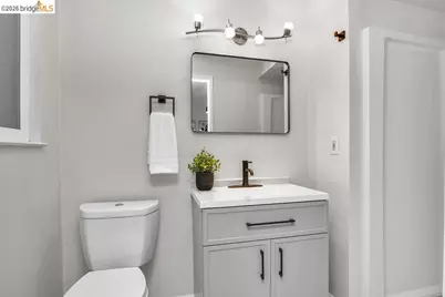 2734 Balboa Dr, Tracy, CA 95376 - Photo 22