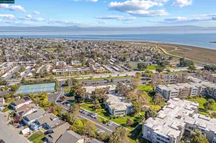 1111 Compass Ln, Foster City, CA 94404 - Photo 24