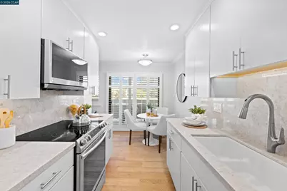 1111 Compass Ln #105, Foster City, CA 94404 - Photo 10