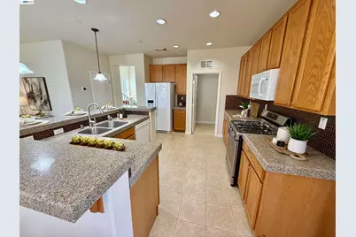 529 Chestnut St, Brentwood, CA 94513 - Photo 18