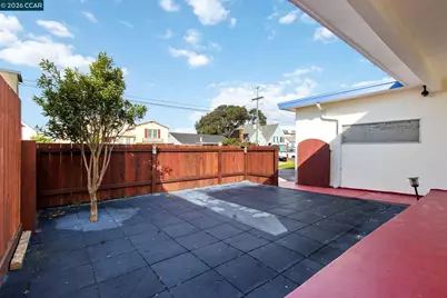 626 28th St, Richmond, CA 94804 - Photo 4