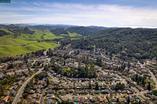 136 Shuey Dr, Moraga, CA 94556 - Photo 52