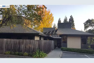 90 Mission Dr, Pleasanton, CA 94566 - Photo 4