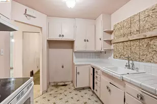 4445 Tompkins Ave, Oakland, CA 94619 - Photo 14