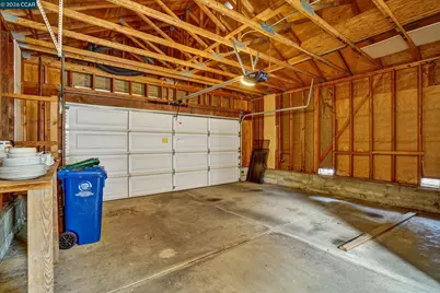 1286 Clarke Ln, Alameda, CA 94502 - Photo 30