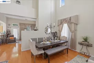 2248 Golden Leaf Ln, Tracy, CA 95377 - Photo 14