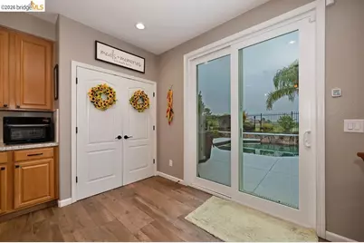 10914 Woodring Drive, Mather, CA 95655 - Photo 12