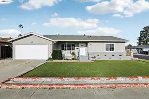 7865 Tamarack Dr, Dublin, CA 94568 - Photo 2