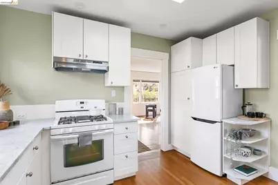 1261 Hearst Ave, Berkeley, CA 94702 - Photo 34