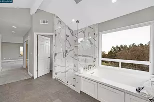 11205 Creekside Ct, Dublin, CA 94568 - Photo 34