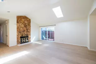 2540 16th St, Oakland, CA 94601 - Photo 4