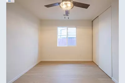 2540 16th St, Oakland, CA 94601 - Photo 16