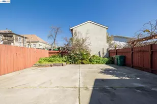 2540 16th St, Oakland, CA 94601 - Photo 28