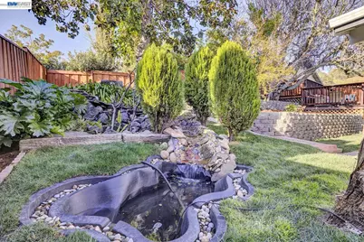 2620 Shady Draw, Pinole, CA 94564 - Photo 32