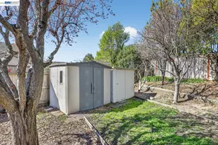 7800 Woodren Ct, Dublin, CA 94568 - Photo 38