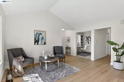 7800 Woodren Ct, Dublin, CA 94568 - Photo 6