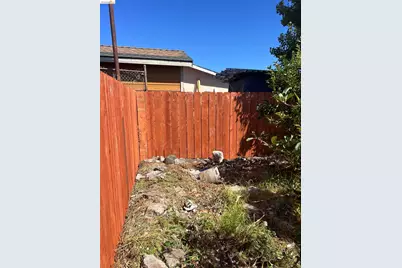 1217 82nd Ave, Oakland, CA 94621 - Photo 18