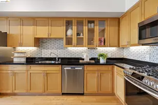 1755 Broadway, Oakland, CA 94612 - Photo 20