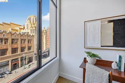 1755 Broadway #45, Oakland, CA 94612 - Photo 12