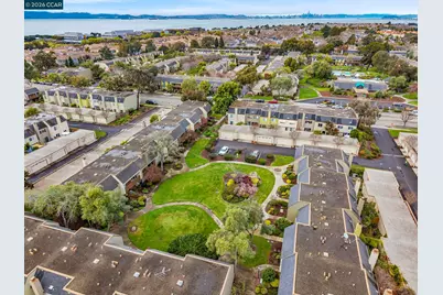 1119 Camino Del Valle, Alameda, CA 94502 - Photo 22