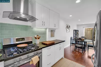 1119 Camino Del Valle, Alameda, CA 94502 - Photo 6