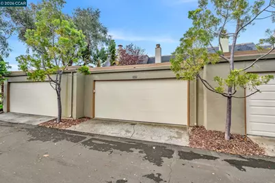 1119 Camino Del Valle, Alameda, CA 94502 - Photo 18