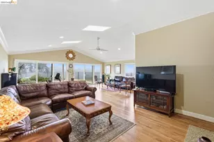 5143 Saddle Brook Dr, Oakland, CA 94619 - Photo 6