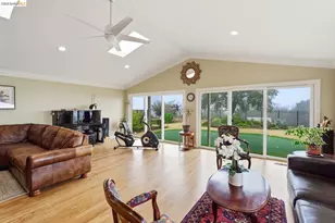 5143 Saddle Brook Dr, Oakland, CA 94619 - Photo 4
