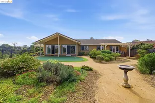 5143 Saddle Brook Dr, Oakland, CA 94619 - Photo 18